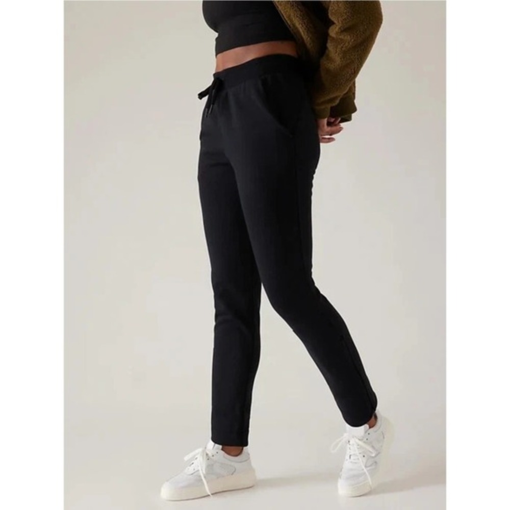 Athleta XS Cozy Karma High Pant Zip‎ Ankles Black Pants Warm Winter Joggers